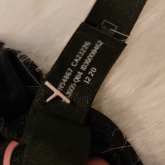 NWOT One shoulder Victoria's secret PINK sport bra - Picture 4 of 8